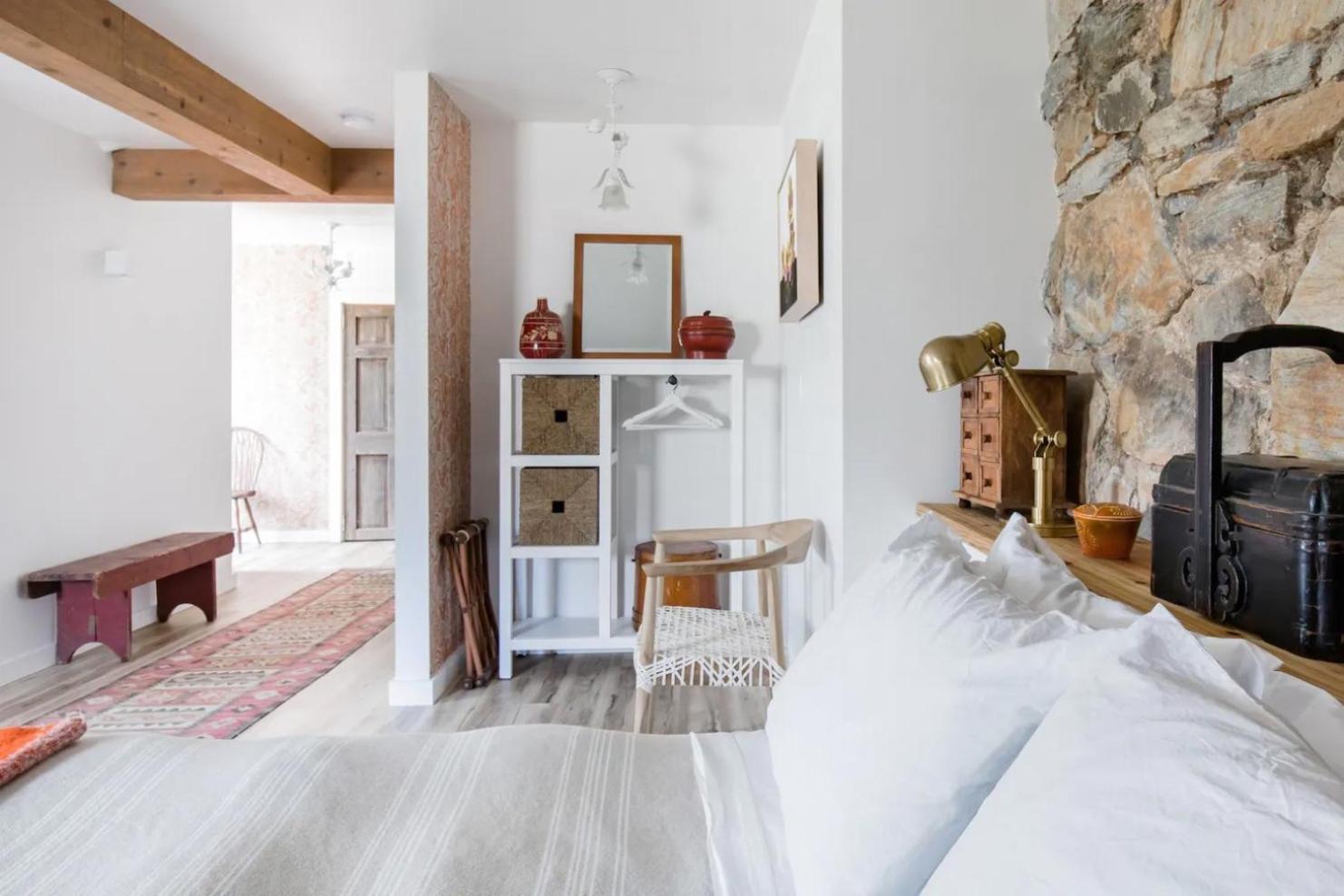Studio Guest Suite In Forest Cottage Tryon Exterior foto